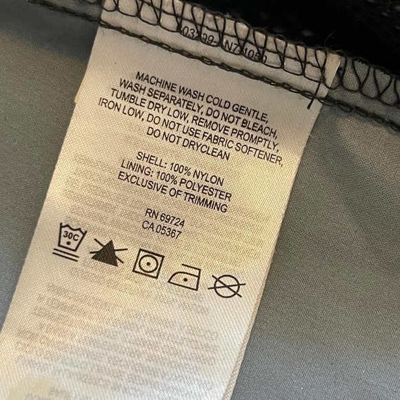 Columbia Windbreaker Jacket Hoodie Black Size Medium - Picture 5 of 9